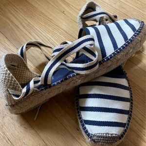 Spain sandals size 9